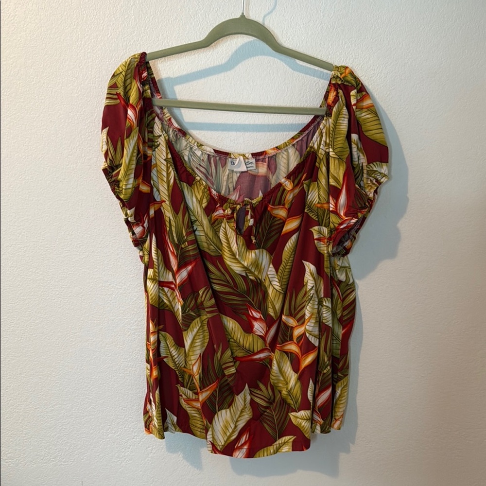 Vintage Bishop St Apparel Flowy Tropical Top